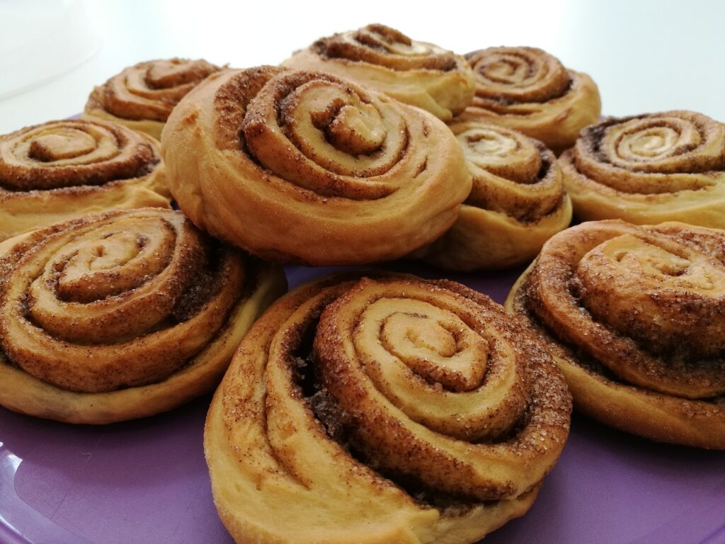 Rollitos de canela en freidora de aire